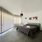 Tenis - Apartman *